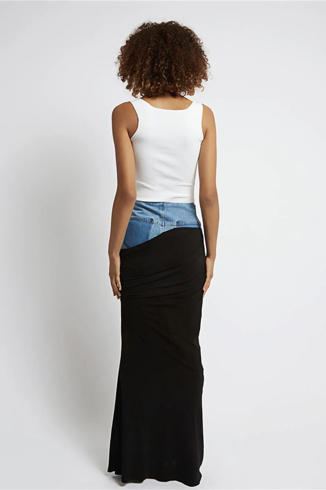 Svart ruched denim kjol