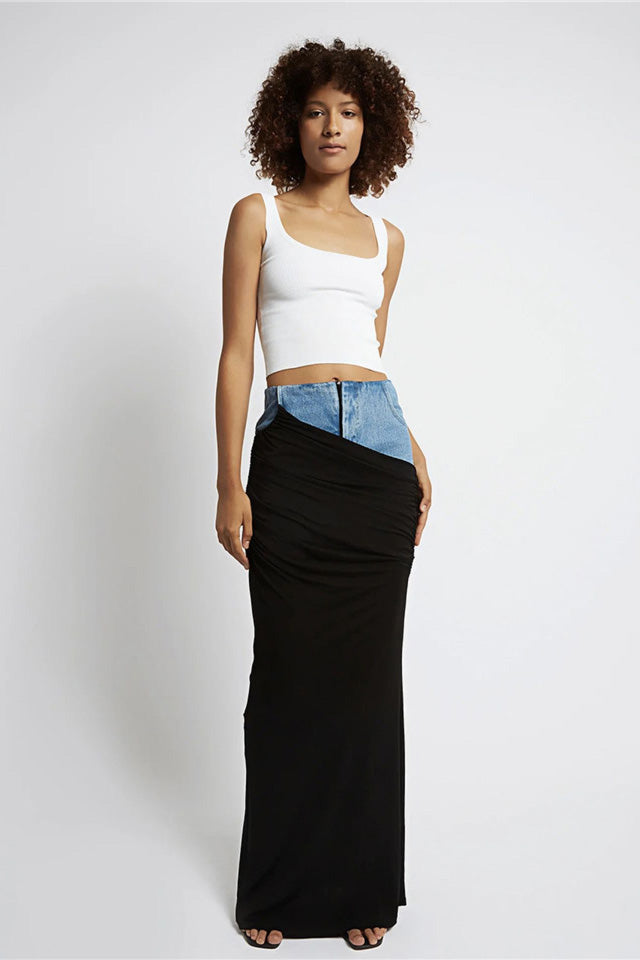Svart ruched denim kjol